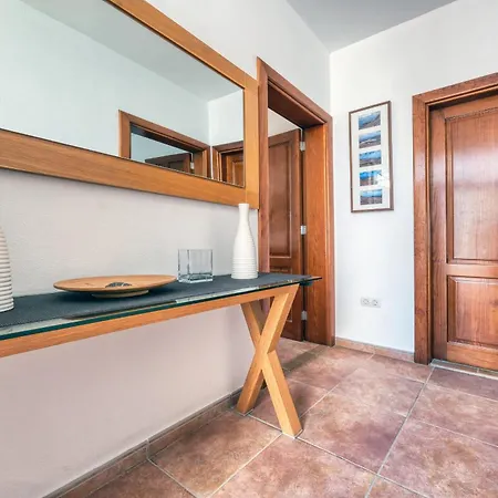 Lava And Sea- Private Pool, Amazing Sea Views Holiday home *