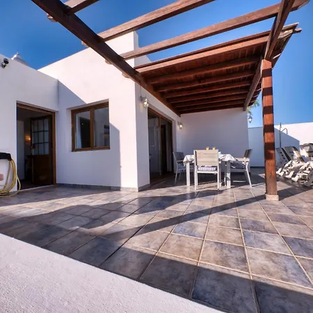 Lava And Sea- Private Pool, Amazing Sea Views * Playa Blanca (Lanzarote)