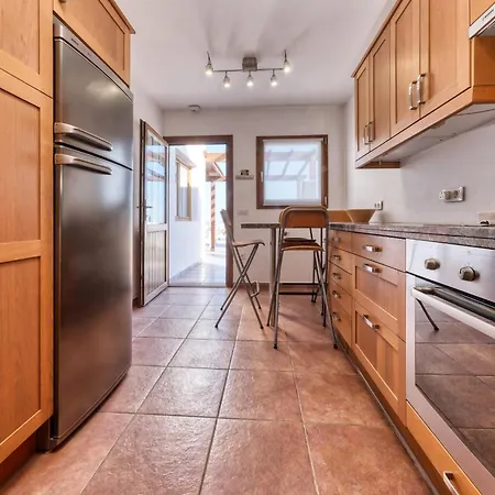 Holiday home Lava And Sea- Private Pool, Amazing Sea Views Playa Blanca (Lanzarote)